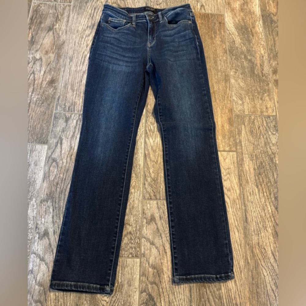 Judy Blue Straight Fit Denim Jeans